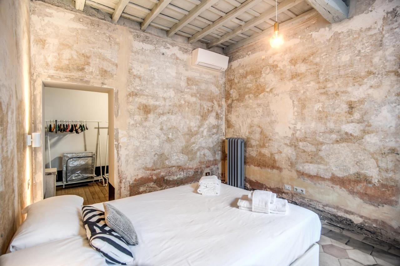 Stylish And Spacious Apartment Next To The Colosseum Рим Екстериор снимка
