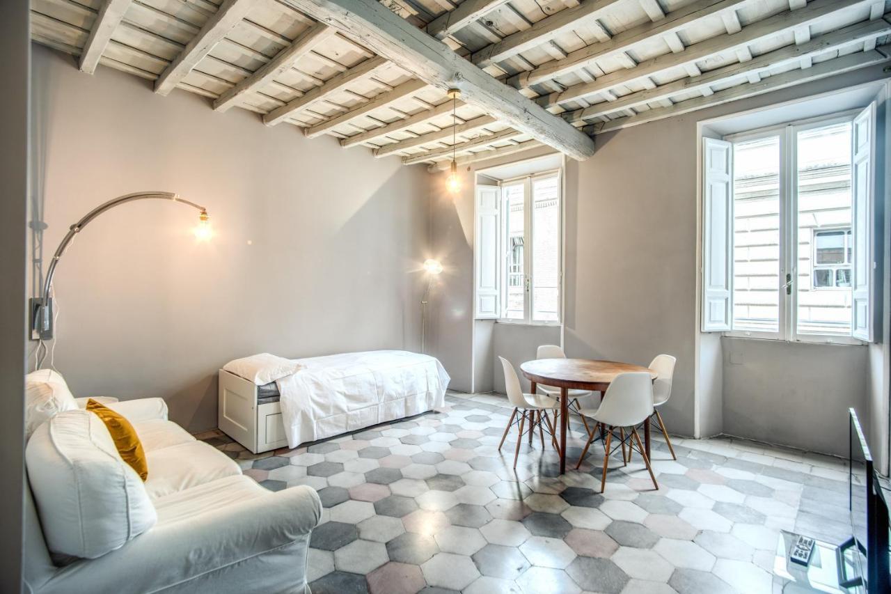 Stylish And Spacious Apartment Next To The Colosseum Рим Екстериор снимка