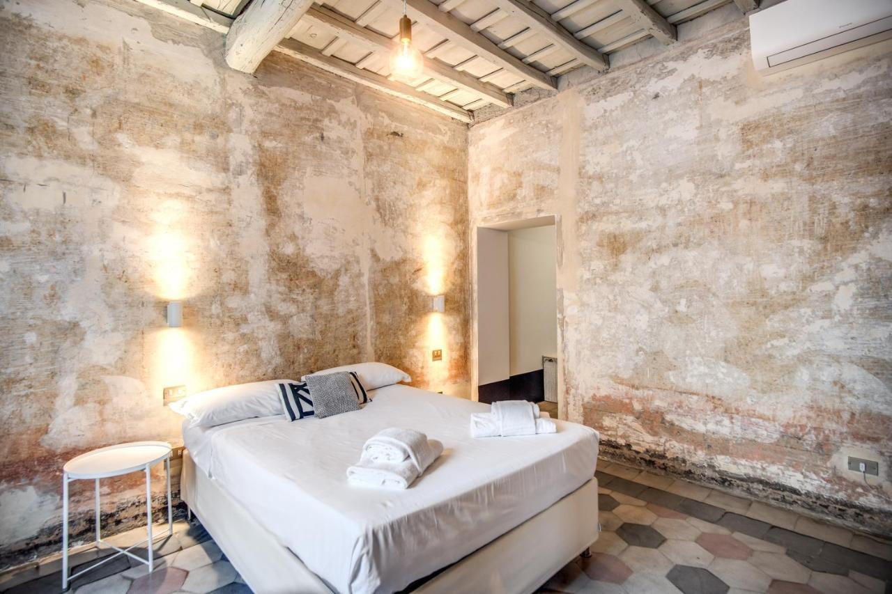 Stylish And Spacious Apartment Next To The Colosseum Рим Екстериор снимка